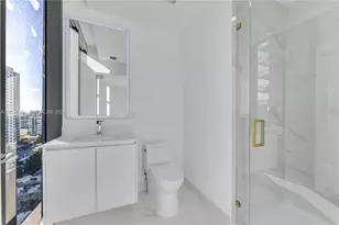 700 NE 24th St, Miami, FL 33137 - Photo 17