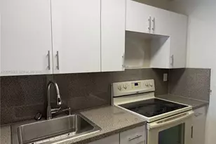 6055 W 19th Ave, Hialeah, FL 33012 - Photo 5