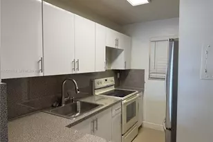 6055 W 19th Ave, Hialeah, FL 33012 - Photo 7