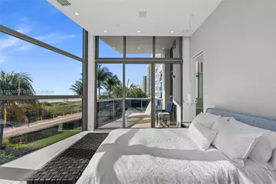 5875 Collins Ave #401, Miami Beach, FL 33140 - Photo 9