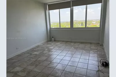 7441 Wayne Ave #8I, Miami Beach, FL 33141 - Photo 5