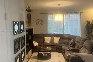 1522 Barcelona Way, Weston, FL 33327 - Photo 3