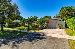 5510 San Vicente St, Coral Gables, FL 33146 - Photo 3