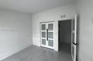 18755 NW 62nd Ave, Hialeah, FL 33015 - Photo 7