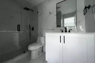 18755 NW 62nd Ave, Hialeah, FL 33015 - Photo 15
