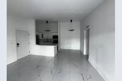 18755 NW 62nd Ave #204, Hialeah, FL 33015 - Photo 9