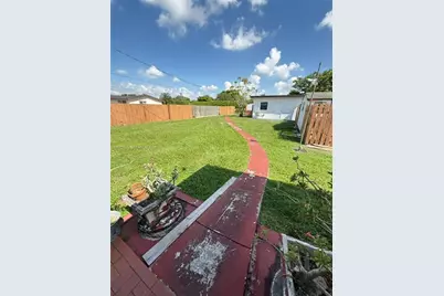 4088 SW 51st St #C, Dania Beach, FL 33314 - Photo 13