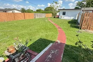 4088 SW 51st St, Dania Beach, FL 33314 - Photo 13