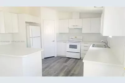 220 NE 12th Ave #72, Homestead, FL 33030 - Photo 3