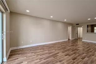 879 NE 195th St, Miami, FL 33179 - Photo 11
