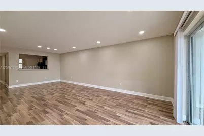 879 NE 195th St #425, Miami, FL 33179 - Photo 9