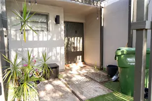 1541 NW 113th Ave, Pembroke Pines, FL 33026 - Photo 37