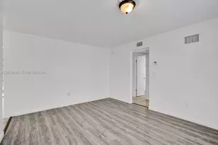 4511 Treehouse Ln, Tamarac, FL 33319 - Photo 11