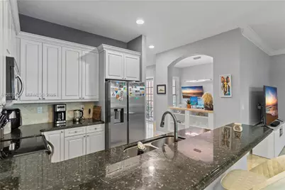1139 N Victoria Park Rd, Fort Lauderdale, FL 33304 - Photo 15