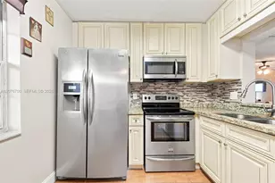 5510 Lakeside Dr, Margate, FL 33063 - Photo 5