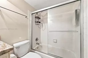 5510 Lakeside Dr, Margate, FL 33063 - Photo 21