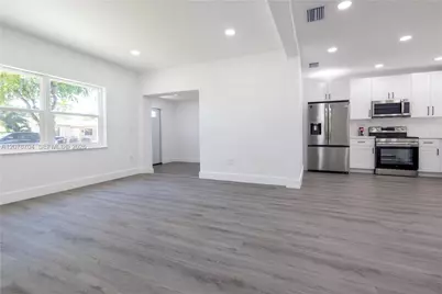 1029 NW 42nd St, Miami, FL 33127 - Photo 15