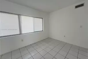[Address not provided], Miami Beach, FL 33141 - Photo 15