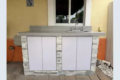 [Address not provided], Hialeah, FL 33015 - Photo 7