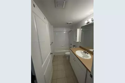 1250 S Miami Ave #1410, Miami, FL 33130 - Photo 7