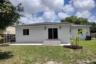 300 S Biscayne River Dr, Miami, FL 33169 - Photo 21