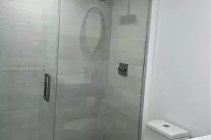 275 NE 18th St, Miami, FL 33132 - Photo 33