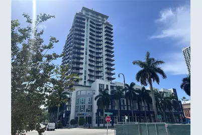 275 NE 18th St #1810, Miami, FL 33132 - Photo 3