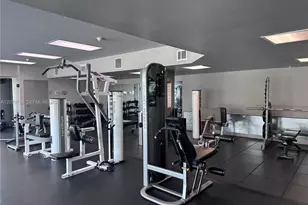275 NE 18th St, Miami, FL 33132 - Photo 55