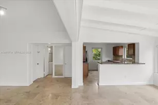 8975 Froude Ave, Surfside, FL 33154 - Photo 11
