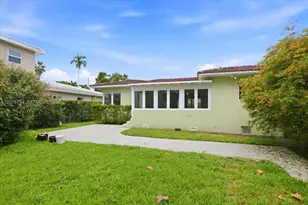 8975 Froude Ave, Surfside, FL 33154 - Photo 31