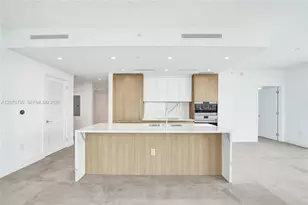 2411 Laguna Cir, North Miami, FL 33181 - Photo 3