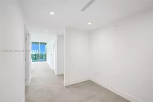 2411 Laguna Cir, North Miami, FL 33181 - Photo 19