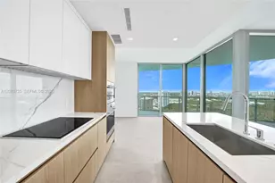 2411 Laguna Cir, North Miami, FL 33181 - Photo 21