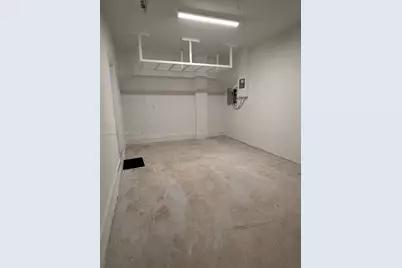692 SE 13th Ct, Homestead, FL 33034 - Photo 13