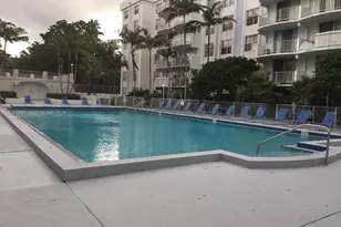 496 NW 165th St Rd, Miami, FL 33169 - Photo 13