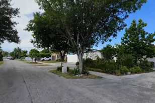 20602 SW 117th Ct, Miami, FL 33177 - Photo 29