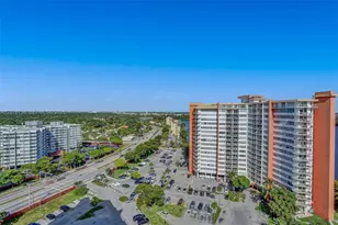 1351 NE Miami Gardens Dr, Miami, FL 33179 - Photo 7