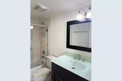 770 Claughton Island Dr #601, Miami, FL 33131 - Photo 21
