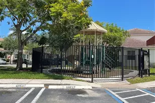 4240 NE 9th St, Homestead, FL 33033 - Photo 31