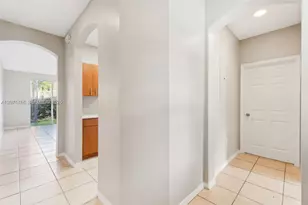 4240 NE 9th St, Homestead, FL 33033 - Photo 5