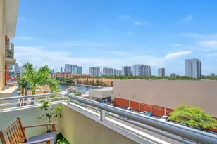 18800 NE 29th Ave, Aventura, FL 33180 - Photo 29