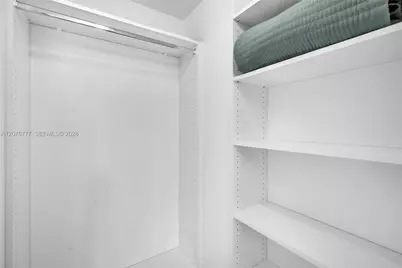18800 NE 29th Ave #517 (Fully Renovated), Aventura, FL 33180 - Photo 21