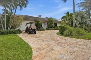 571 S Mashta Dr, Key Biscayne, FL 33149 - Photo 3