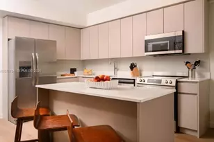 329 NE 28th St, Miami, FL 33137 - Photo 19