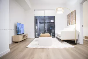 329 NE 28th St, Miami, FL 33137 - Photo 13
