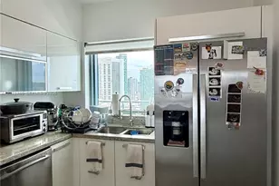 601 NE 36th St, Miami, FL 33137 - Photo 15