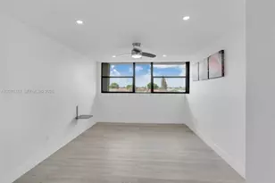 11755 SW 18th St, Miami, FL 33175 - Photo 13