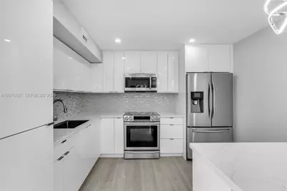 11755 SW 18th St #409, Miami, FL 33175 - Photo 3