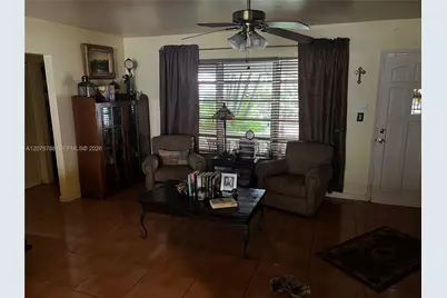 11429 NE 11th Pl, Biscayne Park, FL 33161 - Photo 9