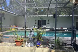 11429 NE 11th Pl, Biscayne Park, FL 33161 - Photo 13
